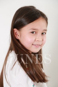 アミラ　フカザワ（Amira Fukazawa）のサムネイル写真