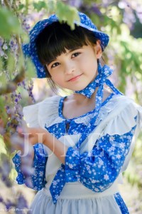 エミリ　シー（Emily C）のサムネイル写真