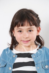 カイラ　エム（Kaila M）のサムネイル写真