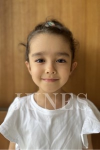 エマ　ティー（Emma T）のサムネイル写真