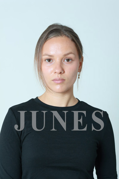 モニカ　リーランド