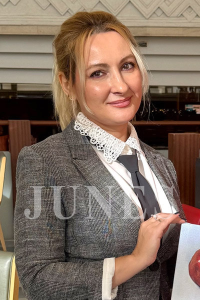 ナタリー　エム